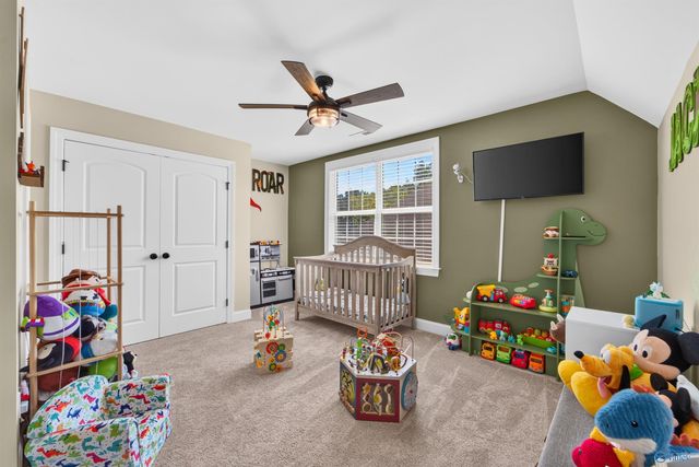 109 Somer Oaks Drive, Huntsville, AL 35811