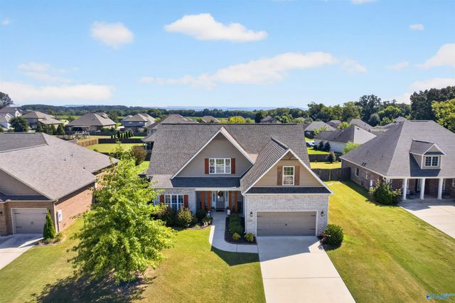 109 Somer Oaks Drive, Huntsville, AL 35811