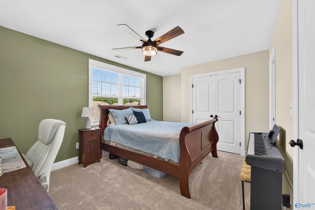 109 Somer Oaks Drive, Huntsville, AL 35811