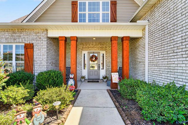 109 Somer Oaks Drive, Huntsville, AL 35811