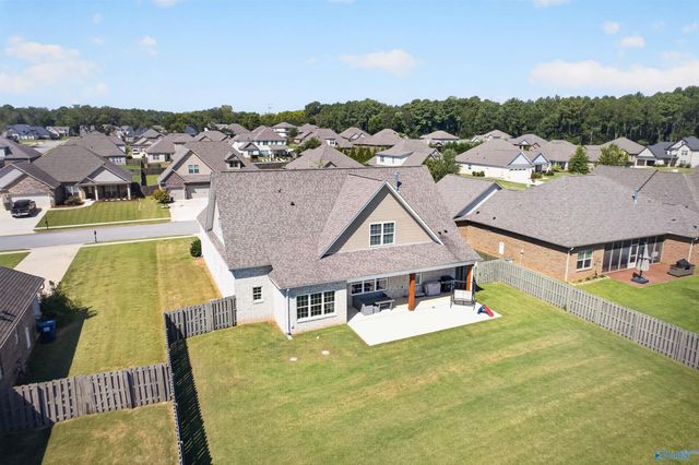 109 Somer Oaks Drive, Huntsville, AL 35811