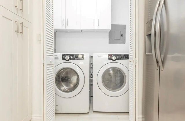 1311 Monroe Street, Hollywood, FL 33019