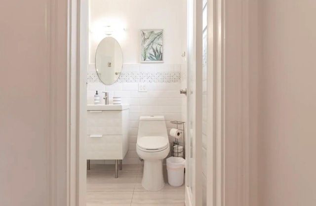 1311 Monroe Street, Hollywood, FL 33019