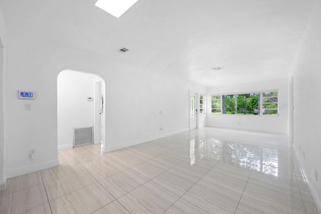 1311 Monroe Street, Hollywood, FL 33019