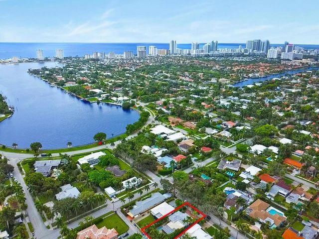 1311 Monroe Street, Hollywood, FL 33019