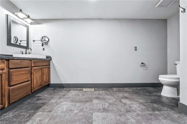 19307 S Beattie Road, Pleasant Hill, MO 64080