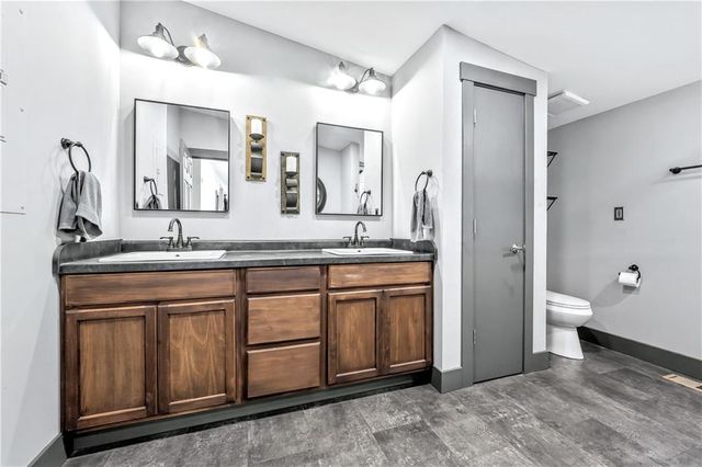 19307 S Beattie Road, Pleasant Hill, MO 64080
