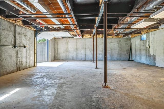 19307 S Beattie Road, Pleasant Hill, MO 64080