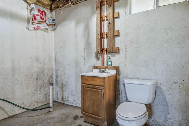 19307 S Beattie Road, Pleasant Hill, MO 64080