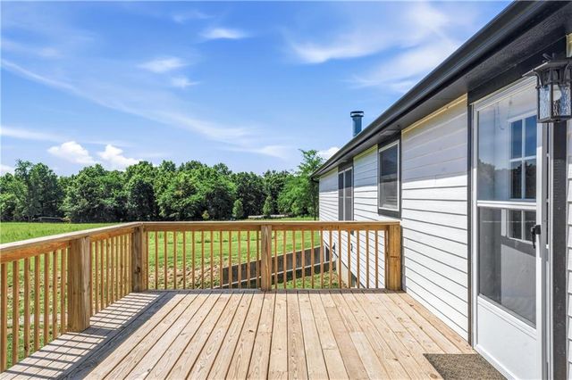 19307 S Beattie Road, Pleasant Hill, MO 64080