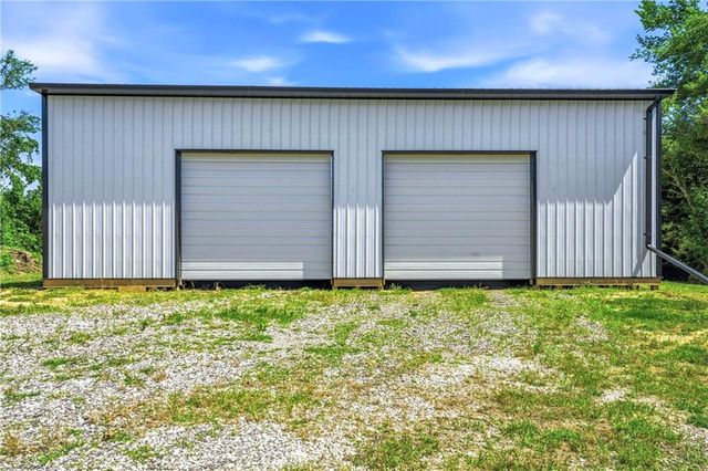 19307 S Beattie Road, Pleasant Hill, MO 64080