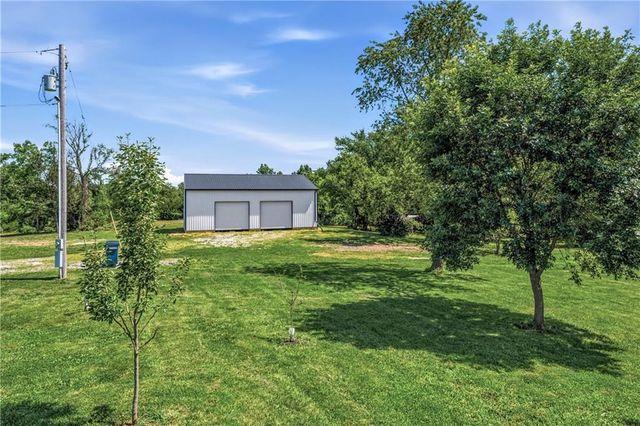 19307 S Beattie Road, Pleasant Hill, MO 64080