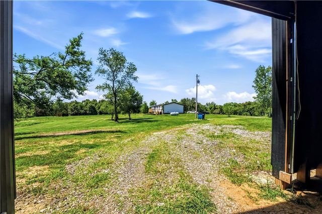 19307 S Beattie Road, Pleasant Hill, MO 64080