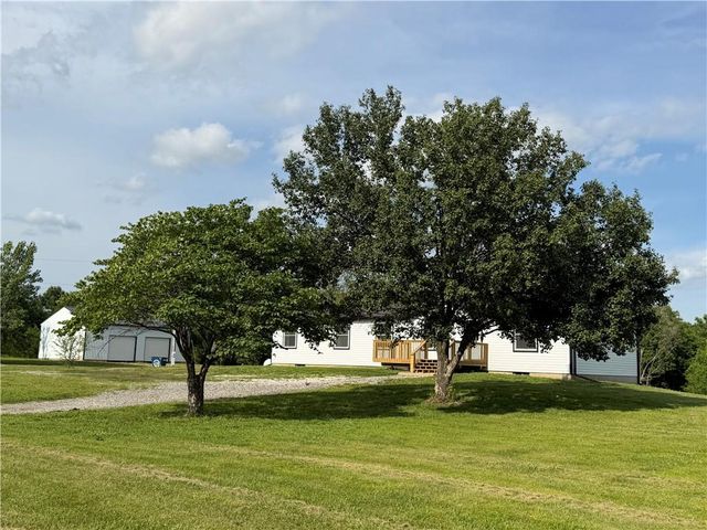 19307 S Beattie Road, Pleasant Hill, MO 64080