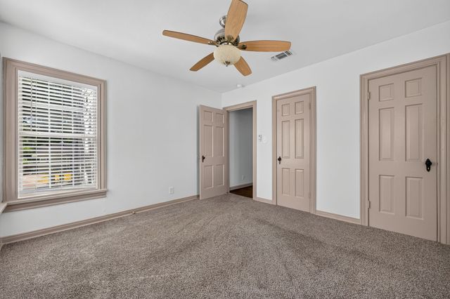 3824 Collinwood Avenue, Fort Worth, TX 76107