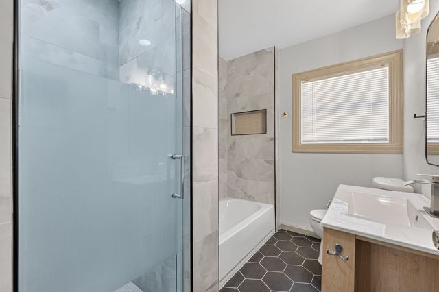 3824 Collinwood Avenue, Fort Worth, TX 76107