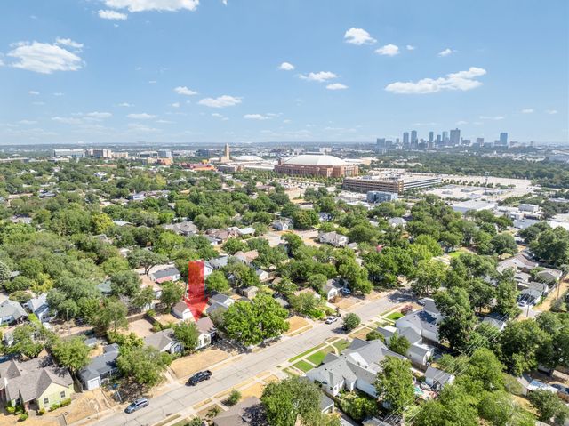 3824 Collinwood Avenue, Fort Worth, TX 76107