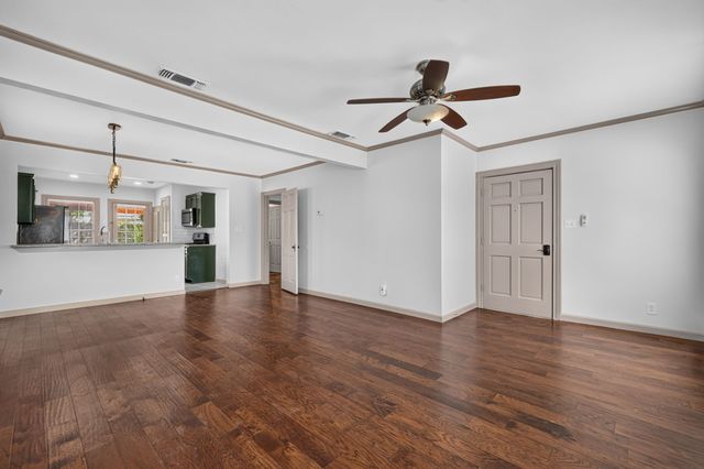 3824 Collinwood Avenue, Fort Worth, TX 76107