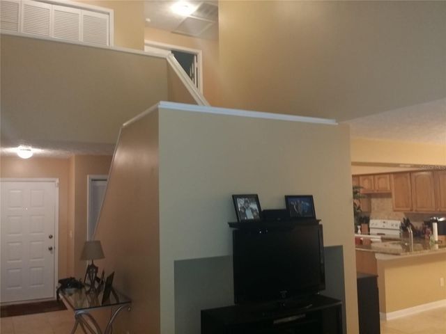 4012 CIRCLEWOOD COURT, Tampa, FL 33614