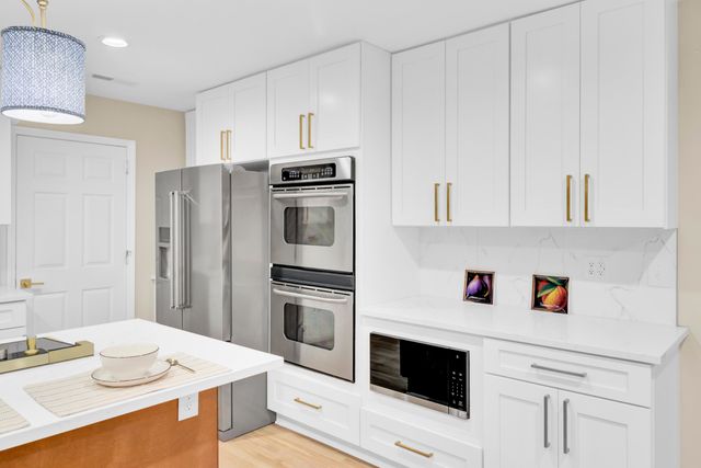 6008 Rembert Drive, Hanahan, SC 29410