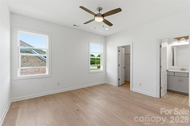 4016 Dahlia Drive, Harrisburg, NC 28075