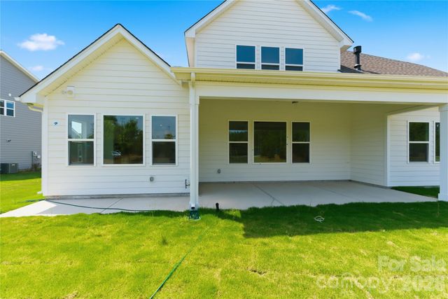 4016 Dahlia Drive, Harrisburg, NC 28075