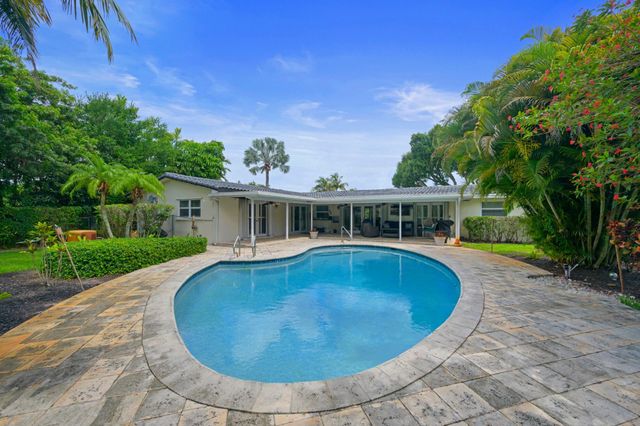 6850 NW 7th Street, Plantation, FL 33317