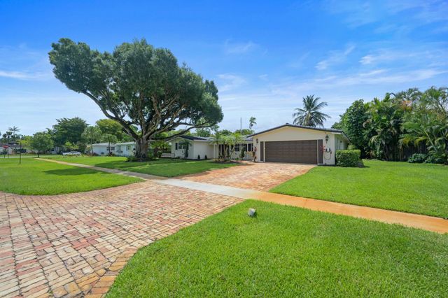 6850 NW 7th Street, Plantation, FL 33317