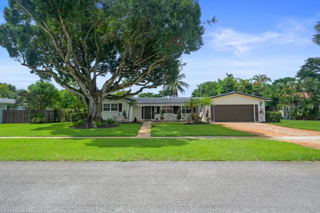 6850 NW 7th Street, Plantation, FL 33317