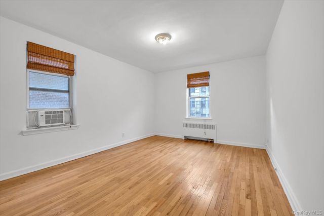 2080 Barnes Avenue 4E, Bronx, NY 10462