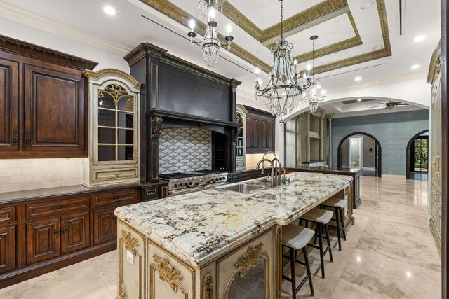 9253 Este Lago Drive, Boca Raton, FL 33496