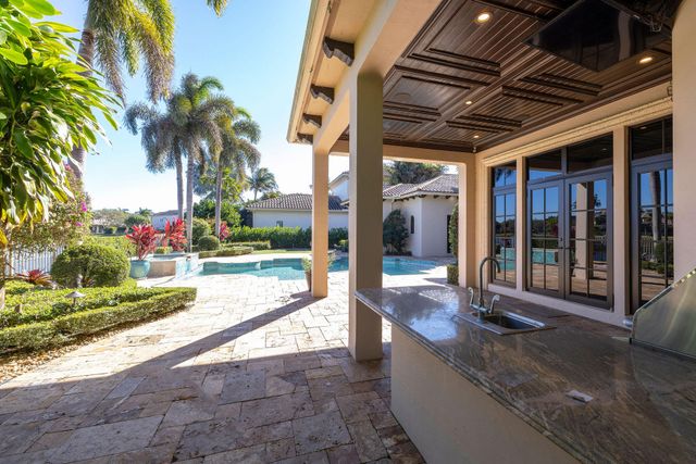 9253 Este Lago Drive, Boca Raton, FL 33496