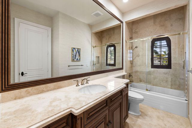 9253 Este Lago Drive, Boca Raton, FL 33496