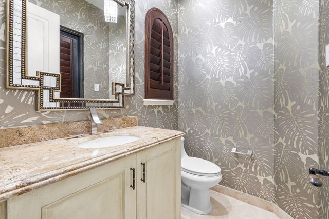 9253 Este Lago Drive, Boca Raton, FL 33496