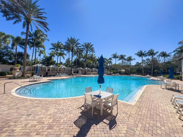 9253 Este Lago Drive, Boca Raton, FL 33496