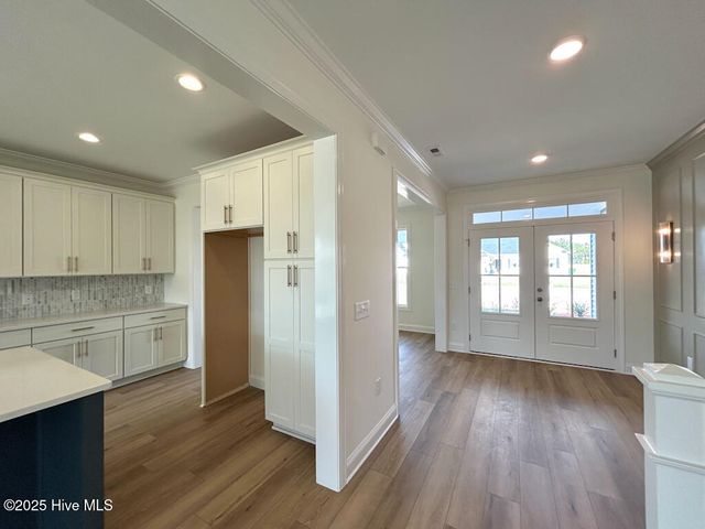 836 Cooke Drive, Hubert, NC 28539