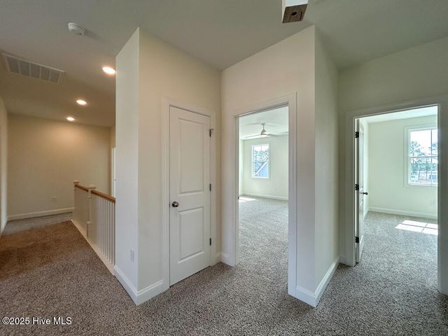 836 Cooke Drive, Hubert, NC 28539