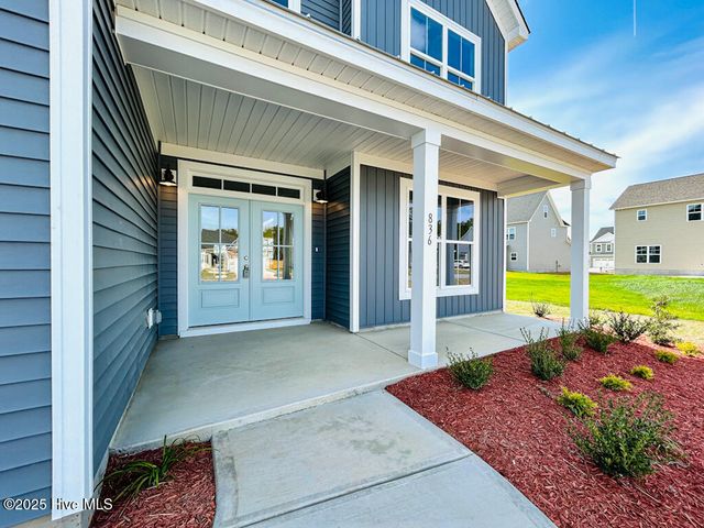 836 Cooke Drive, Hubert, NC 28539