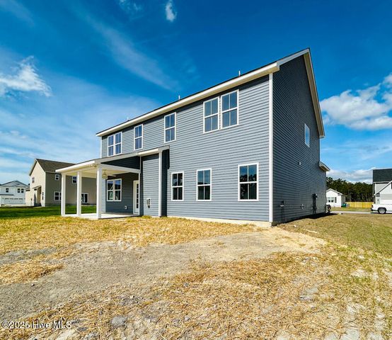 836 Cooke Drive, Hubert, NC 28539