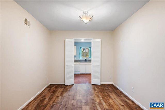 301 HARVEST DR, Charlottesville, VA 22903