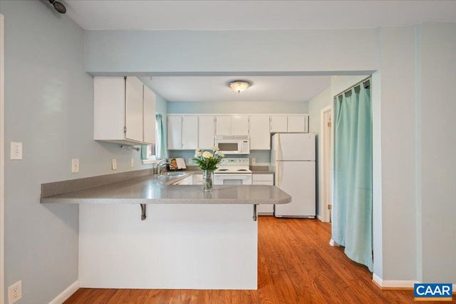 301 HARVEST DR, Charlottesville, VA 22903
