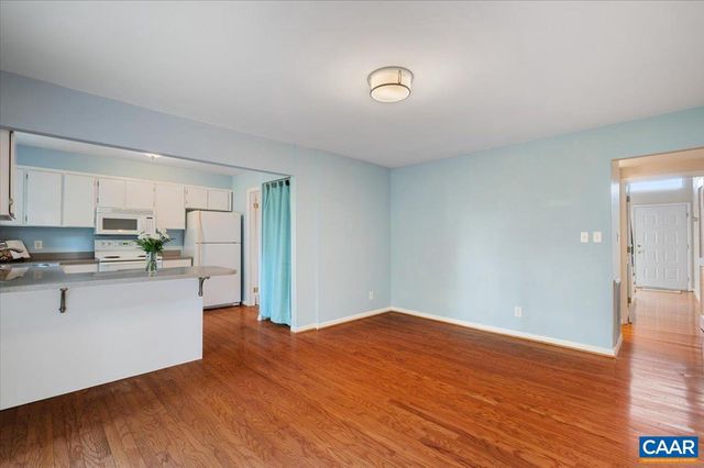 301 HARVEST DR, Charlottesville, VA 22903