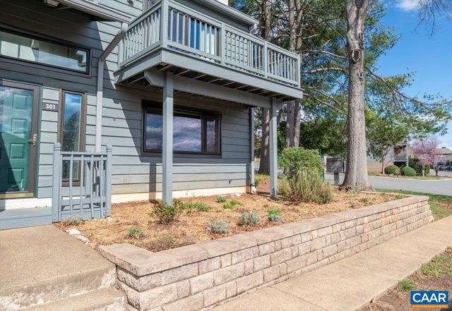 301 HARVEST DR, Charlottesville, VA 22903
