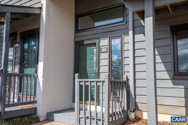 301 HARVEST DR, Charlottesville, VA 22903