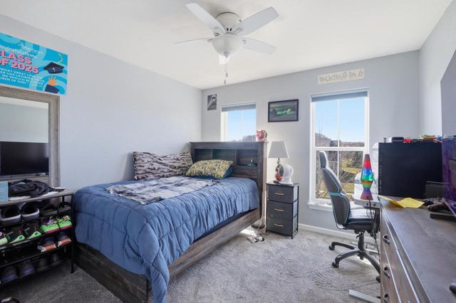 717 Chadwick DRIVE, Watertown, WI 53094