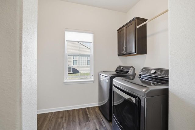 717 Chadwick DRIVE, Watertown, WI 53094