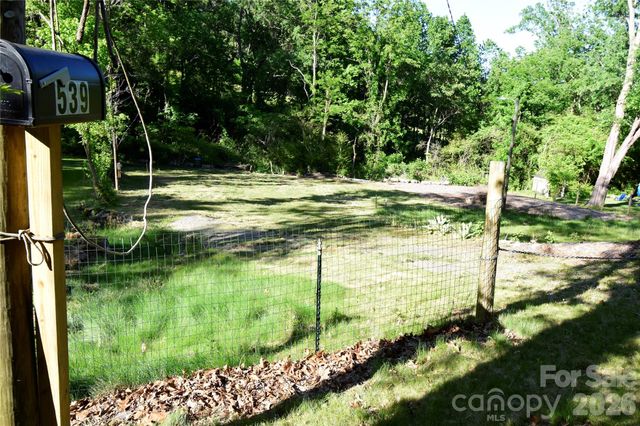 539 Bailey Road, Asheville, NC 28806
