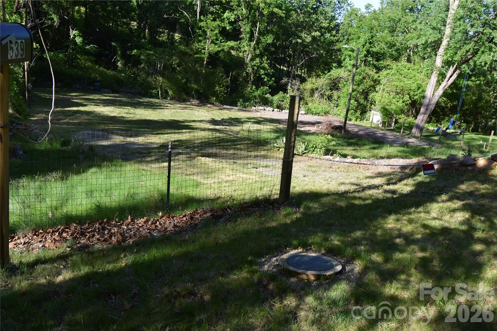 539 Bailey Road, Asheville, NC 28806