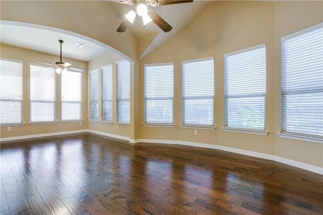 916 Partridge Drive, Aubrey, TX 76227