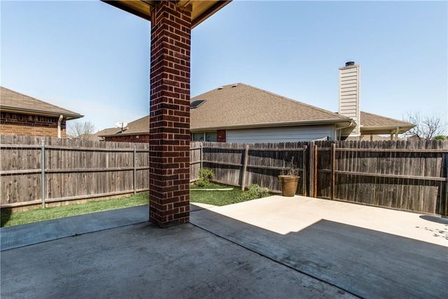 916 Partridge Drive, Aubrey, TX 76227